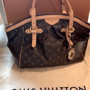 ❌SOLD❌Louis Vuitton Tivoli GM